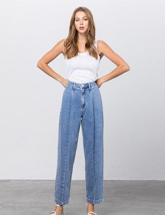 HI-WAIST SLOUCH JEANS - Sunday Golden