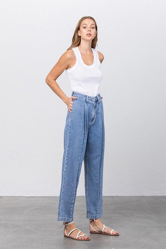 HI-WAIST SLOUCH JEANS - Sunday Golden