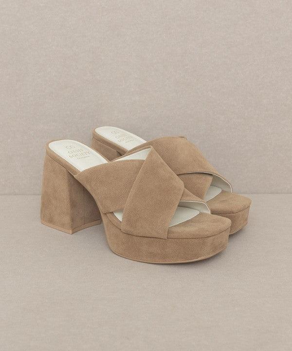 Carmen - Chunky Platform Mule Heel - Sunday Golden