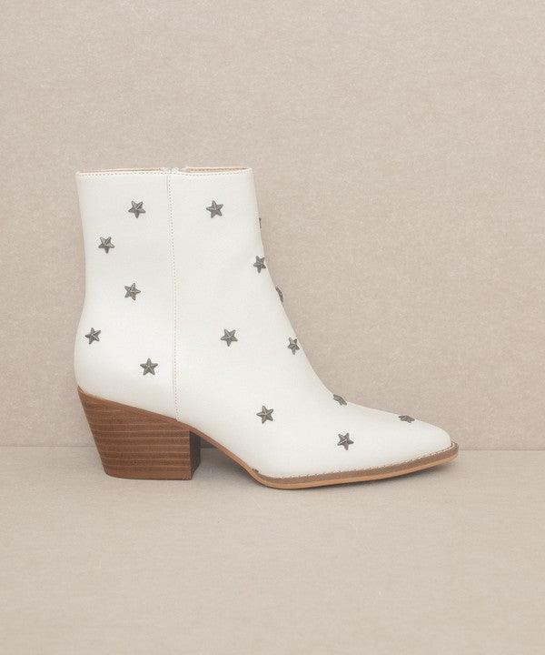 Ivanna - Star Studded Western Boots - Sunday Golden