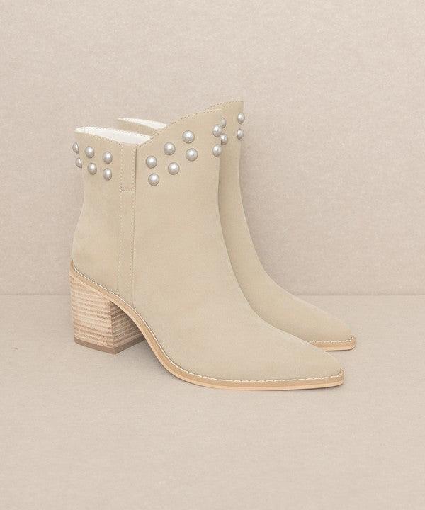 OASIS SOCIETY Alofi - Studded Collar Booties - Sunday Golden