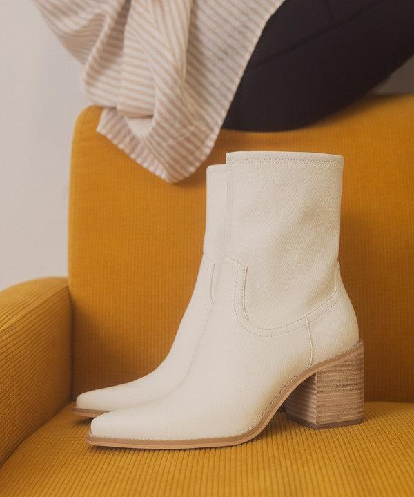 OASIS SOCIETY Vienna - Sleek Ankle Hugging Booties - Sunday Golden