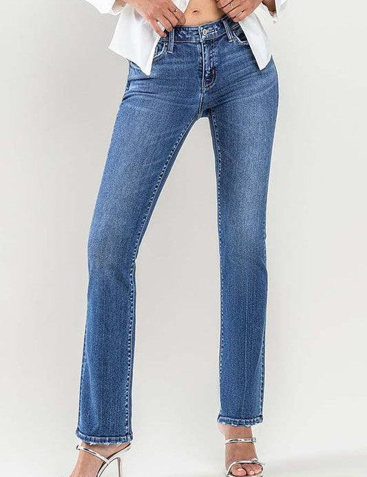 Jacqueline Low Rise Slim Bootcut Jeans - Sunday Golden