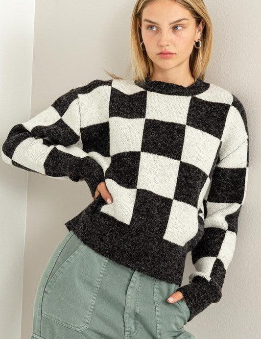  Checkered Long Sleeve Sweater