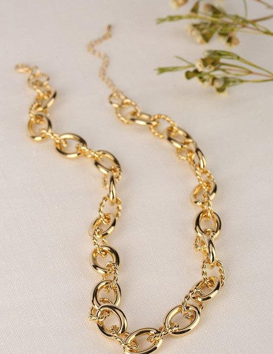 Bold Gold Chain Necklace - Sunday Golden