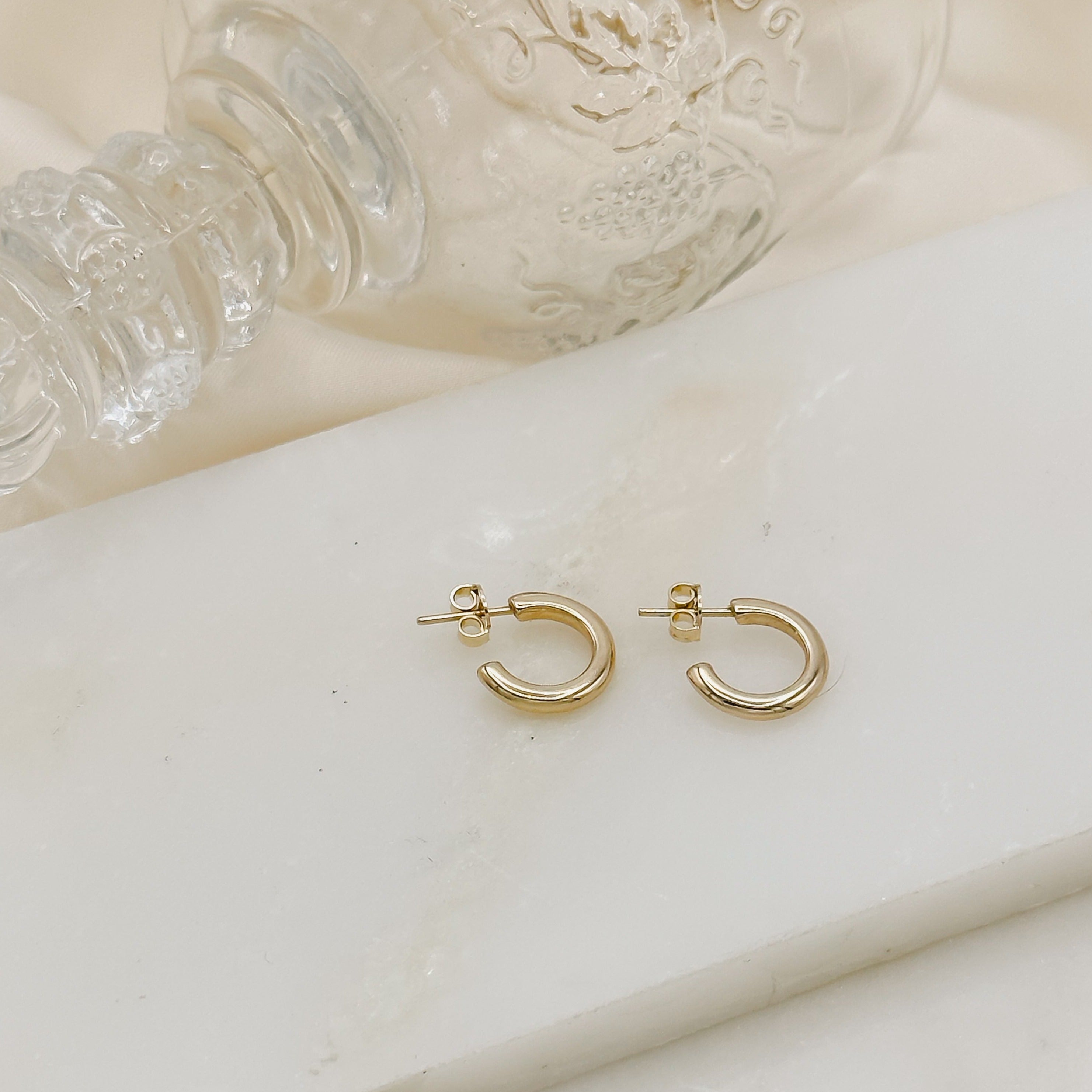 Mila XS Hoop Earring