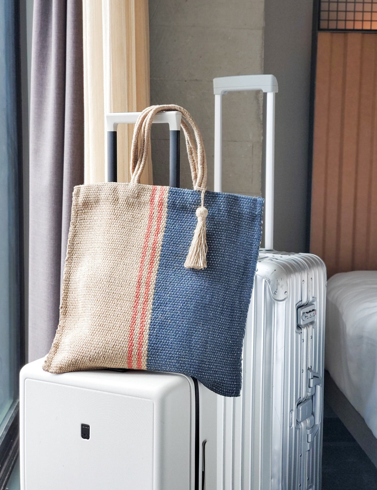  Handle drop 7". 100% Handwoven Jute Fabric. sustainably handmade. Reusable Market tote bag. Natural, Navy and Red.