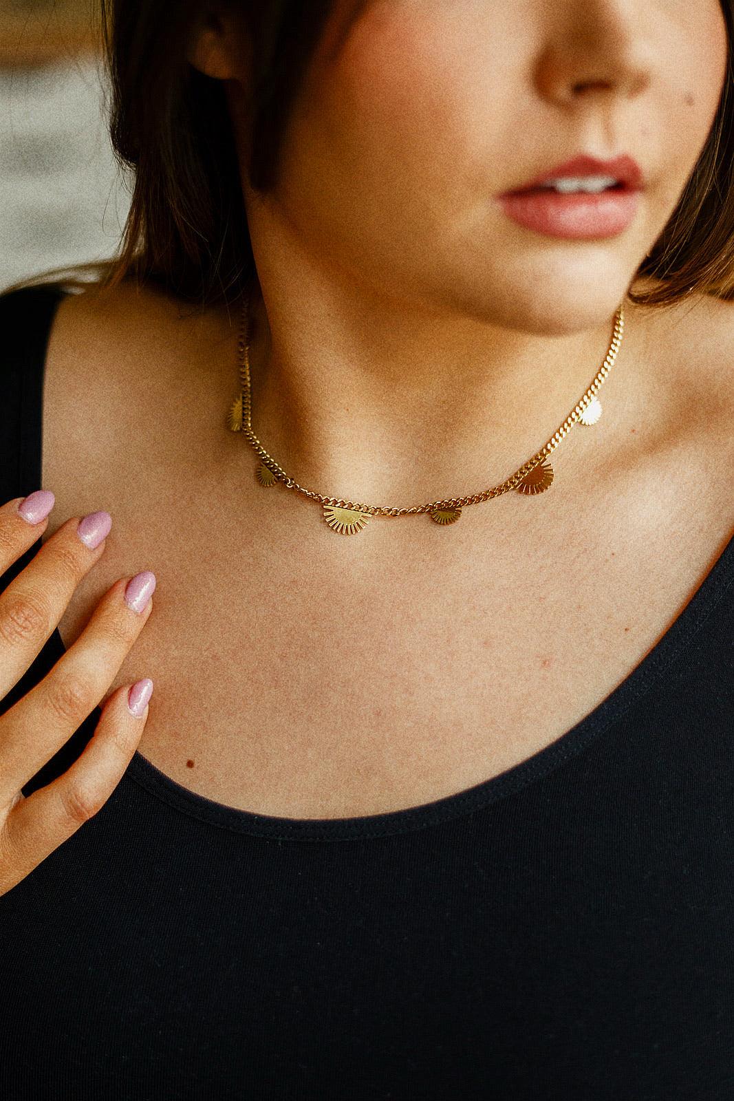 Tucson Sun Necklace - Sunday Golden